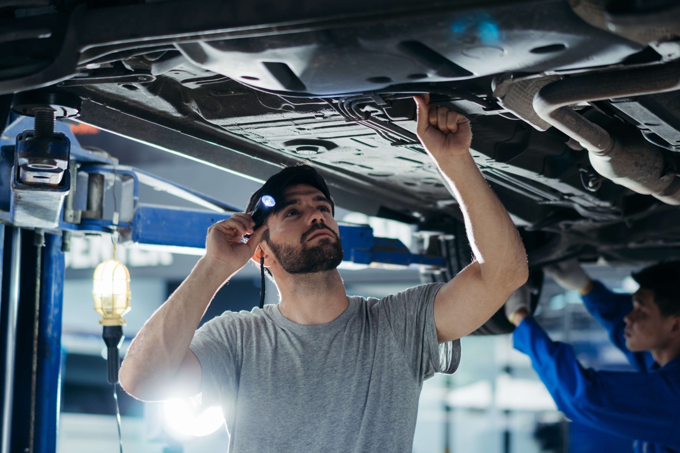 Undercar technician