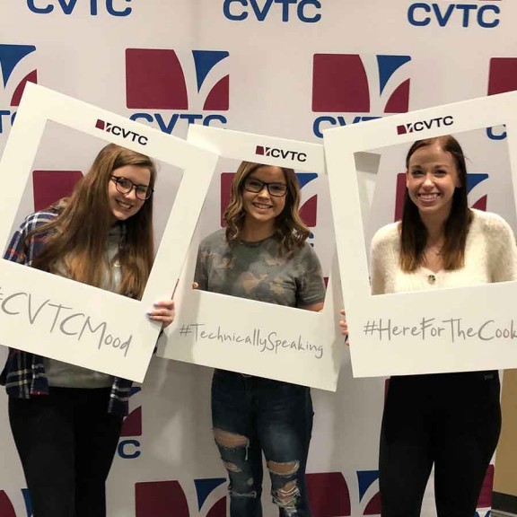 WTCS Images Chippewa Valley College Page Modular Photo Collage Photo 1 2X
